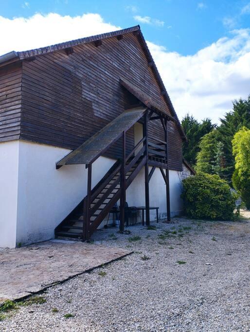 Appartement Dans Village Calme A 5 Min Des Lacs Mathaux Buitenkant foto